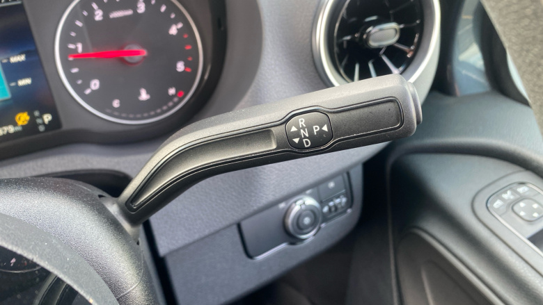 Mercedes-Benz Sprinter 315Cdi L2 Diesel Rwd 3.5t H2 Pro Van 9G-Tronic